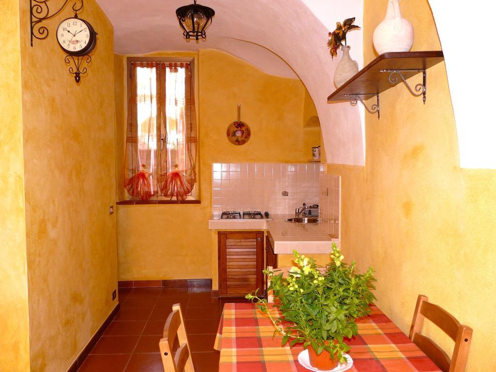 Apartament Il Ruscello Dolceacqua Pokój zdjęcie